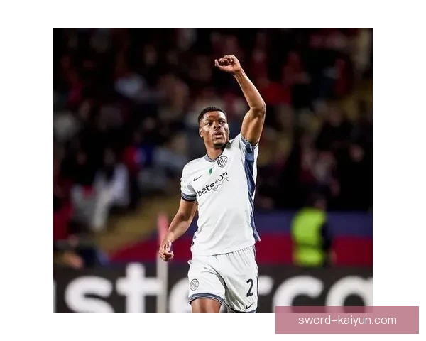 弗里克高压打法近期表现稳健，球队攻防转换效率持续提升